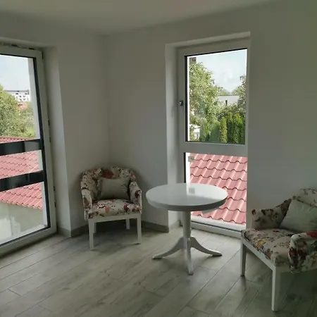 Villa Vila Cu Vedere Spre Gradina La 2km De Festival Cluj-Napoca