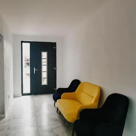 Vila Cu Vedere Spre Gradina La 2km De Festival *